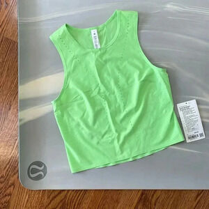 Lululemon I 4